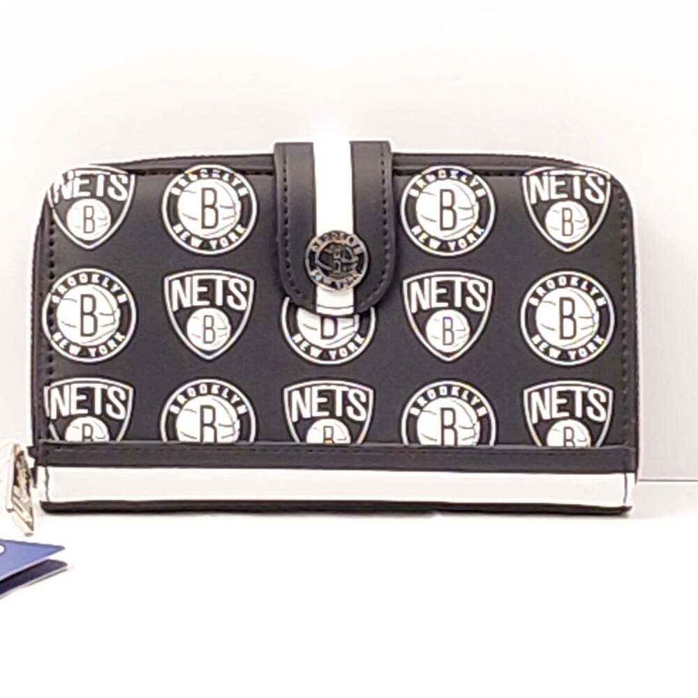 Loungefly NBA Brooklyn Nets Logo Zip Around Wallet NWT